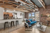Intimate 2BD with Unique Style in the heart of FW