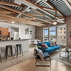 Intimate 2BD with Unique Style in the heart of FW