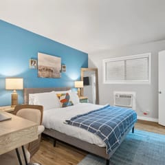 Sapphire 1BD: AT&T Walkable, Calming & Joyful !