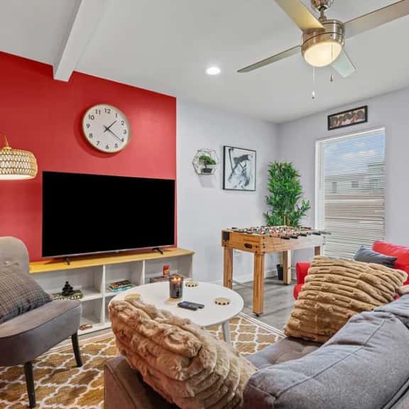 Homey 1BD: In the Heart of Dallas &Stylish! - Image 1
