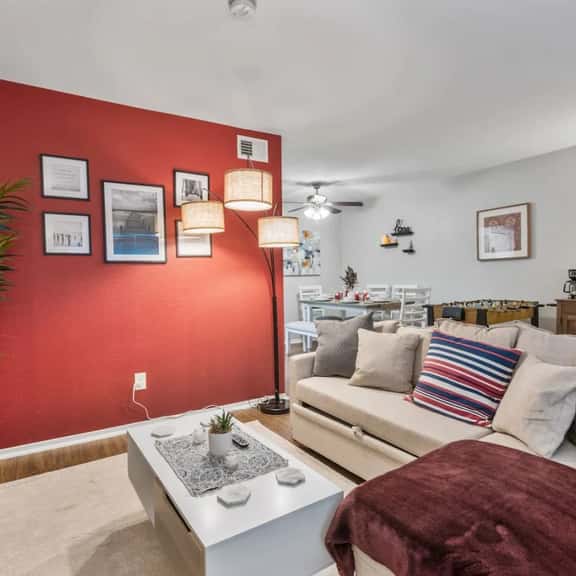 Homey 1BD: TCU Walkable, Cozy & FUN-filled! - Image 1