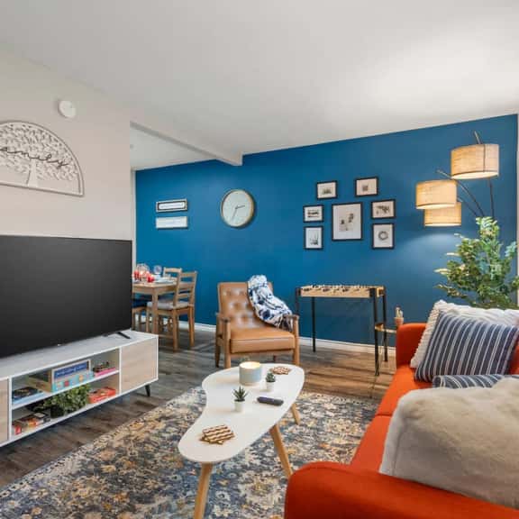 Pleasant 1BD: AT&T Walkable, Inviting & Lovable! - Image 1
