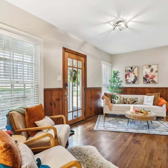 This is Your Home Away From Home! Warm & Comfy 2BD - Image 1