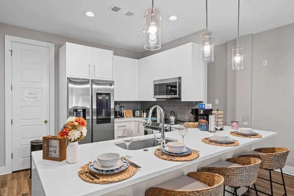 Charming 2BD:  20Mins To Dallas Stadium!