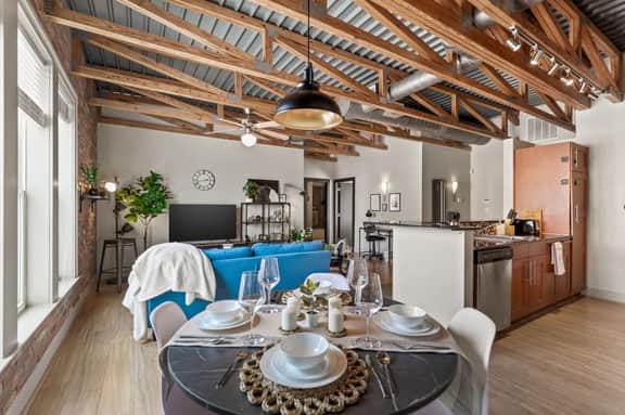 Intimate 2BD 20Mins to Dallas Stadium!