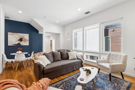 The Indigo 2BDTownhouse: 20Mins to Dallas Stadium!