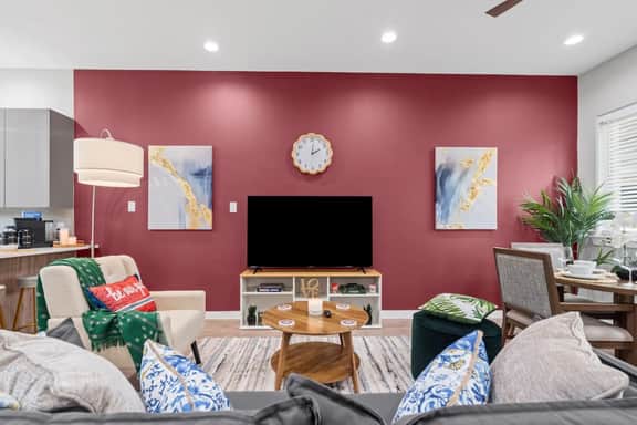 The Jasper 2BD TH: 20Mins to Dallas Stadium!
