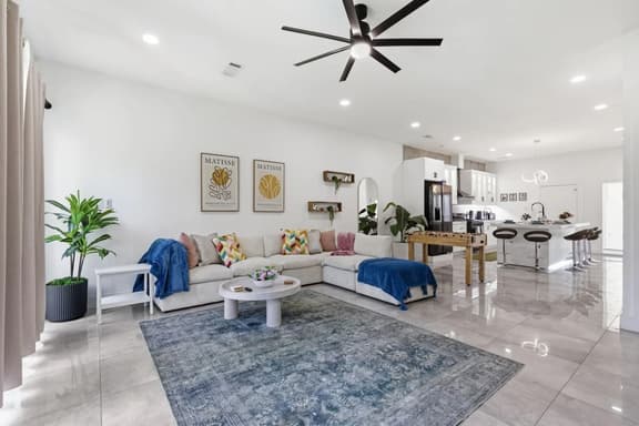 The Diamond: 3BD In the Heart of Dallas & Stylish!